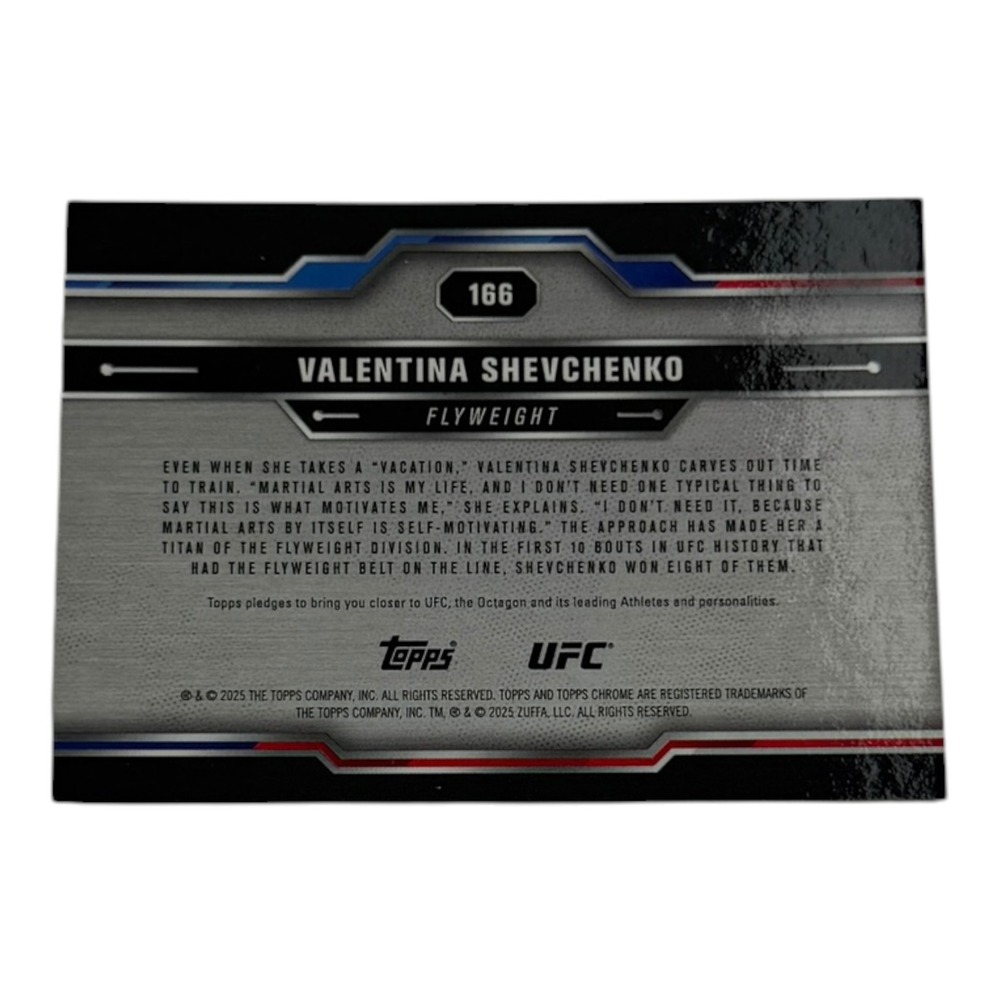 2024 Topps Chrome UFC Valentina Shevchenko Gold Wave Refractor /50 #166 MMA Card - Picture 2 of 3